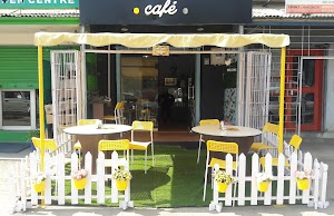 Bubbles Cafe' place picture